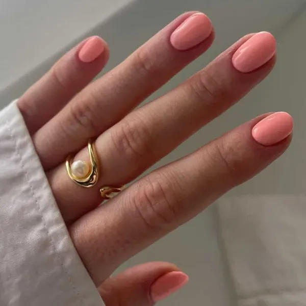 Coral Crush Short nails Design