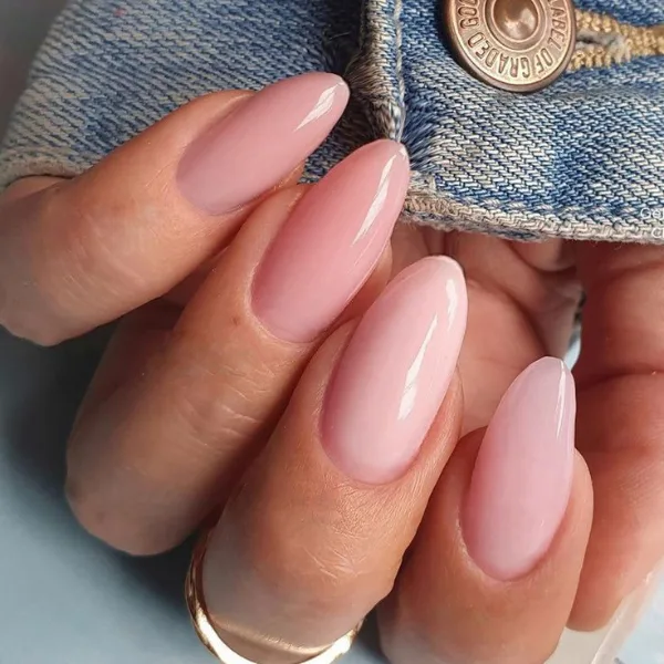 Blush Beam Oval Nails Design