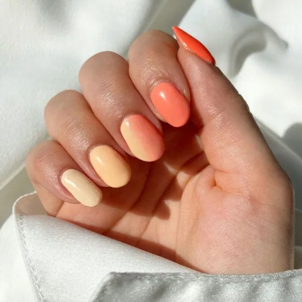 Sunset Oval Nails Design