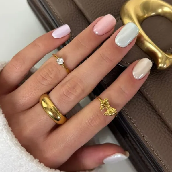 Petal Glow Bella Nails Design