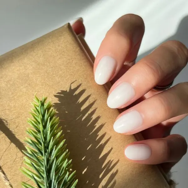 White Velvet Nail Design