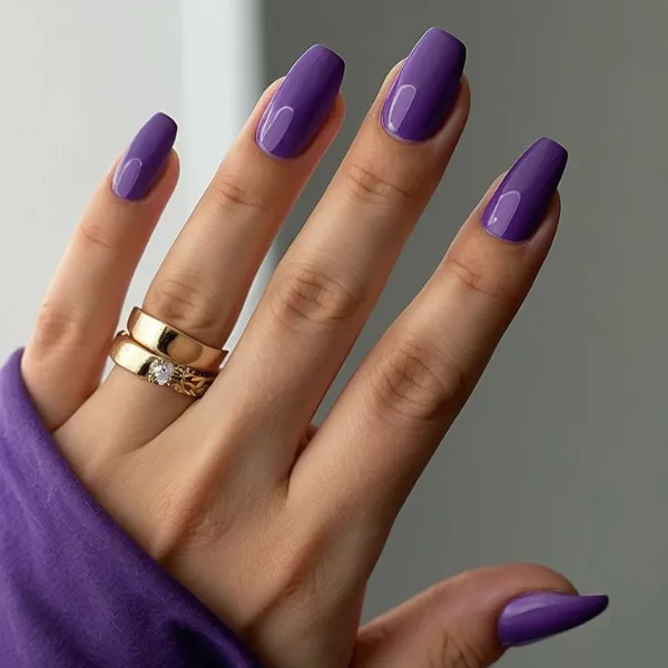 Royal Vibe Nail Design