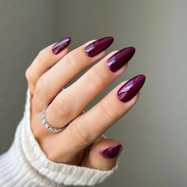 Grape Gatsby Nail Design