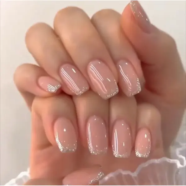 Glitter Shine on Soft Nude