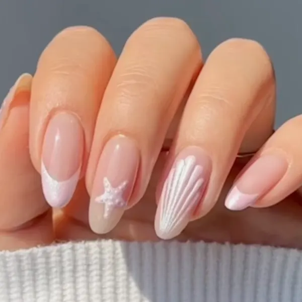 Beach Babe Summer Nails Design